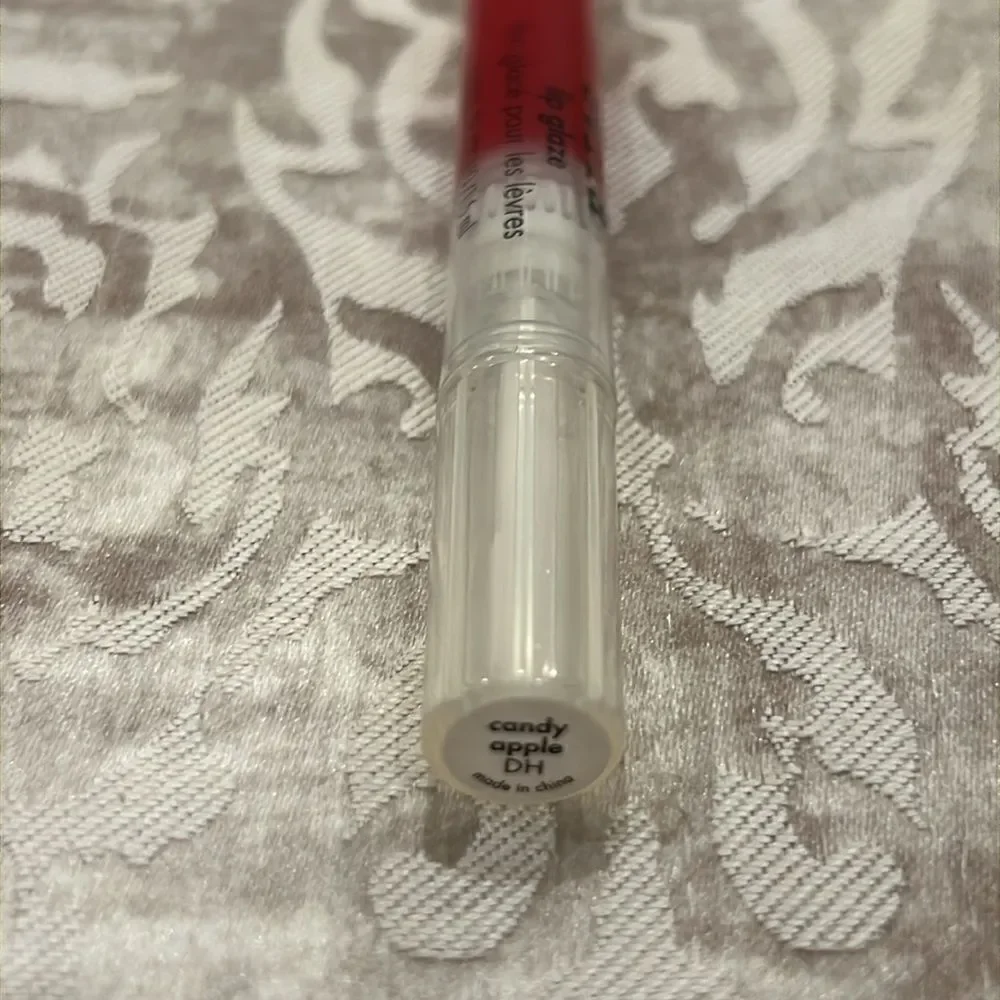 Stila Lip Glaze Candy Apple Red, NEW
